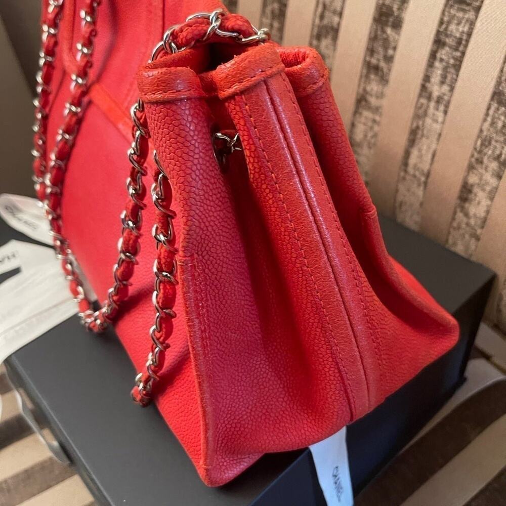 Chanel Red Caviar Leather Camelia Patch Accordion Bag + pouch & gift Box ♥️ 🎁💝 - Picture 3 of 12